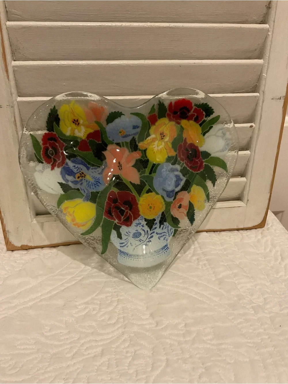 Peggi Karr Fussed Glass Heart-Shaped Floral Glass Plate 10 Inch